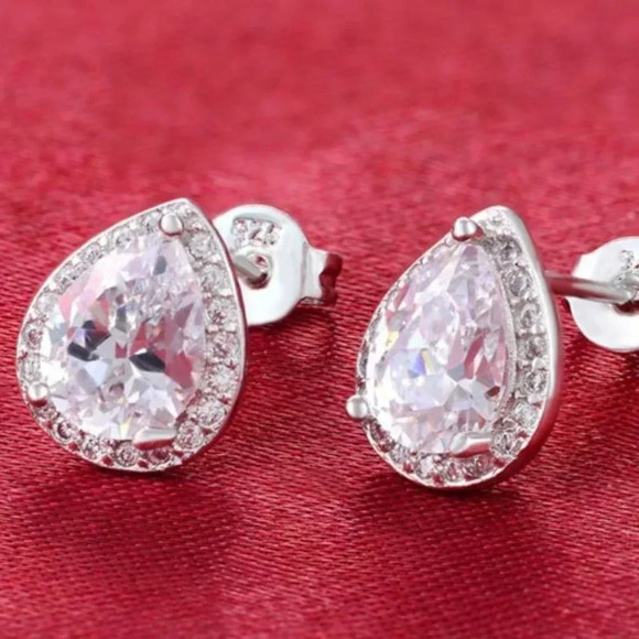 925 Sterling Silver Pear Cut Diamond Ring Earrings - Picture 8 of 10